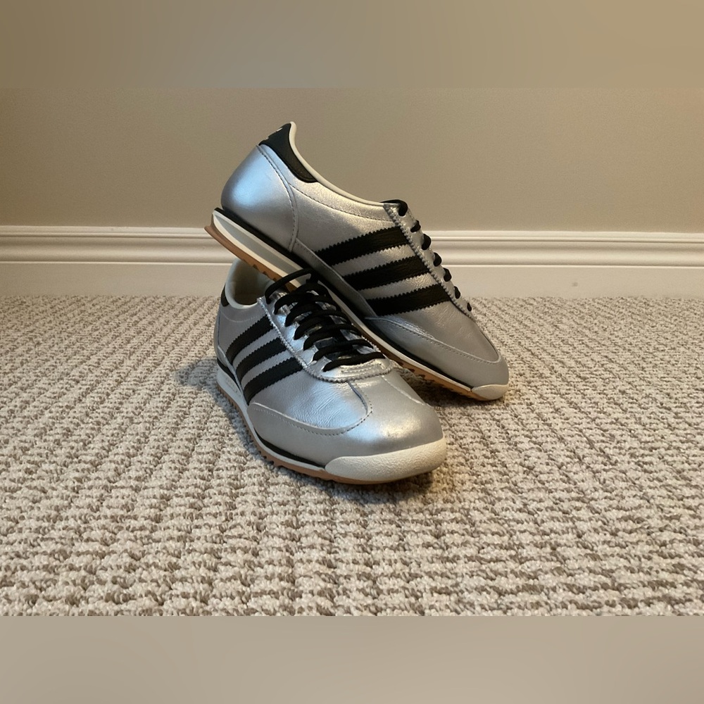 Adidas SL 72 OG Shoes - women’s 7.5
